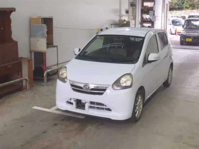 Daihatsu MIRA E S  с аукциона в Японии