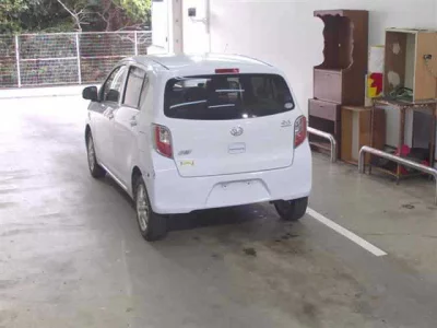 Daihatsu MIRA E S  с аукциона в Японии