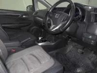 Honda FIT лот № 204 оценка R  с аукциона в Японии 2