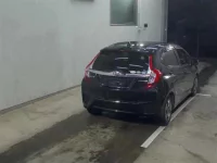 Honda FIT лот № 204 оценка R  с аукциона в Японии 4