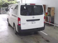 Nissan CARAVAN VAN лот № 260 оценка 3  с аукциона в Японии 1