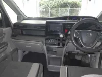 Honda STEP WAGON лот № 255 оценка 3.5  с аукциона в Японии 5