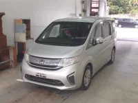 Honda STEP WAGON лот № 255 оценка 3.5  с аукциона в Японии 3