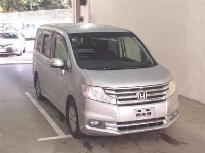 Honda STEP WAGON  с аукциона в Японии