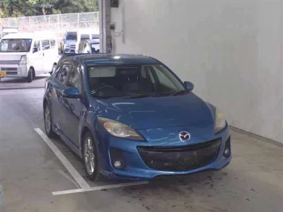 Mazda AXELA  с аукциона в Японии