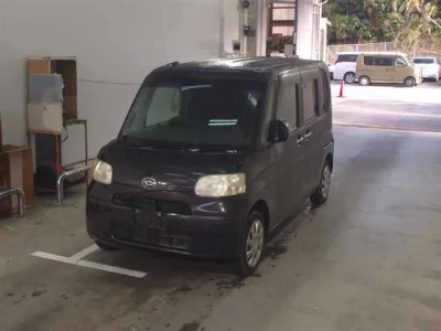 Daihatsu TANTO  с аукциона в Японии