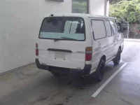 Toyota HIACE VAN лот № 297 оценка R  с аукциона в Японии 4