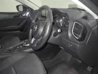 Mazda AXELA лот № 1147 оценка 3  с аукциона в Японии 2