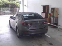 Mazda AXELA лот № 1147 оценка 3  с аукциона в Японии 1