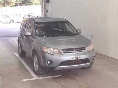 Mitsubishi OUTLANDER  с аукциона в Японии