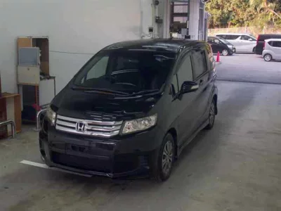 Honda FREED  с аукциона в Японии