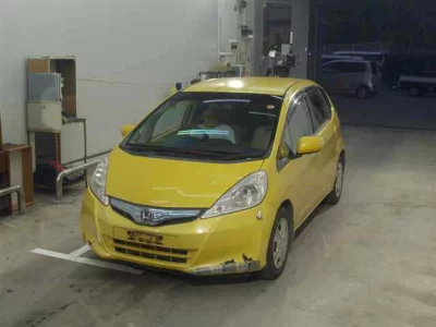 Honda FIT  с аукциона в Японии