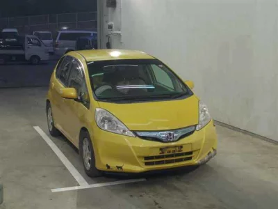 Honda FIT  с аукциона в Японии