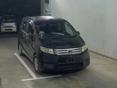 Honda FREED  с аукциона в Японии