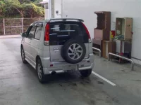 Daihatsu TERIOS KID лот № 1175 оценка 3  с аукциона в Японии 1