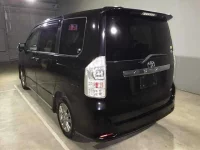 Toyota VOXY лот № 3002 оценка 3.5  с аукциона в Японии 3