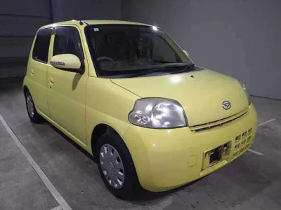 Daihatsu Esse