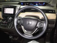 Honda FREED лот № 3061 оценка 4  с аукциона в Японии 7