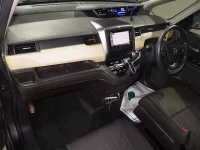 Honda FREED лот № 3061 оценка 4  с аукциона в Японии 4