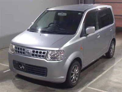 Nissan OTTI  с аукциона в Японии