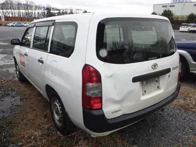 Toyota PROBOX  с аукциона в Японии