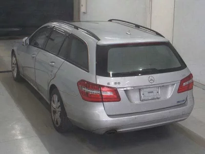 Mercedes-Benz E CLASS WAGON