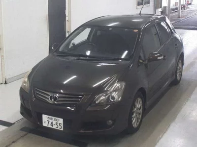 Toyota BLADE