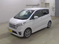 Nissan DAYZ лот № 3021 оценка 3.5  с аукциона в Японии 2