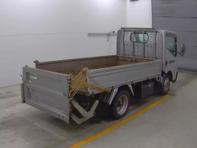 Nissan ATLAS  с аукциона в Японии