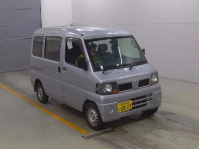 Nissan CLIPPER VAN