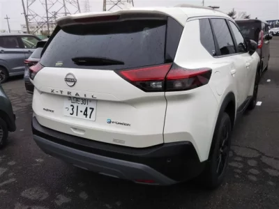 Nissan X-TRAIL