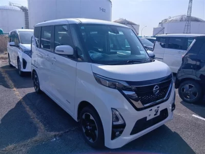 Nissan ROOX  с аукциона в Японии