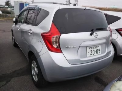 Nissan NOTE  с аукциона в Японии