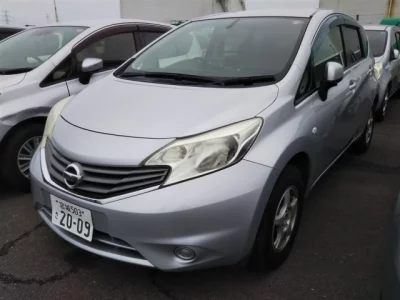 Nissan NOTE  с аукциона в Японии