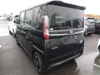 Nissan ROOX лот № 5553 оценка R  с аукциона в Японии 1