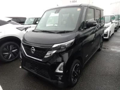 Nissan ROOX  с аукциона в Японии
