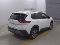 Nissan X-TRAIL лот № 70 оценка 3.5  с аукциона в Японии 2