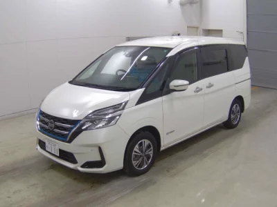 Nissan SERENA  с аукциона в Японии