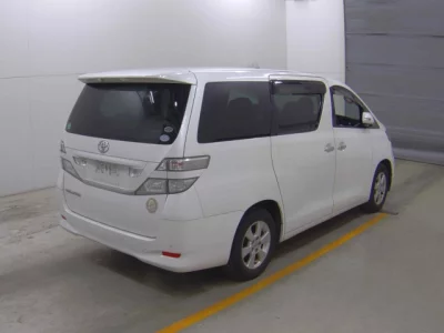 Toyota VELLFIRE  с аукциона в Японии