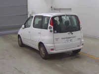 Toyota FUNCARGO лот № 7502 оценка 3  с аукциона в Японии 1