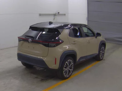 Toyota YARIS CROSS  с аукциона в Японии