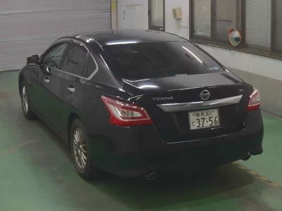 Nissan TEANA