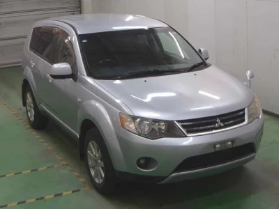 Mitsubishi OUTLANDER  с аукциона в Японии