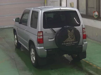 Mitsubishi PAJERO MINI