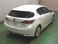 Lexus CT лот № 129 оценка 4  с аукциона в Японии 6