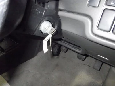 Nissan AVENIR WAGON  с аукциона в Японии