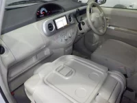 Toyota PORTE лот № 104 оценка 3  с аукциона в Японии 2