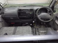 Nissan VANETTE VAN лот № 176 оценка R  с аукциона в Японии 2