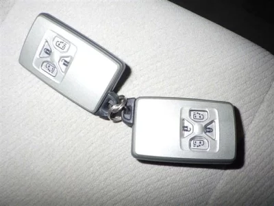 Toyota ESTIMA  с аукциона в Японии