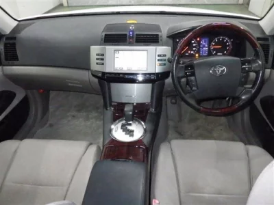 Toyota MARK X  с аукциона в Японии